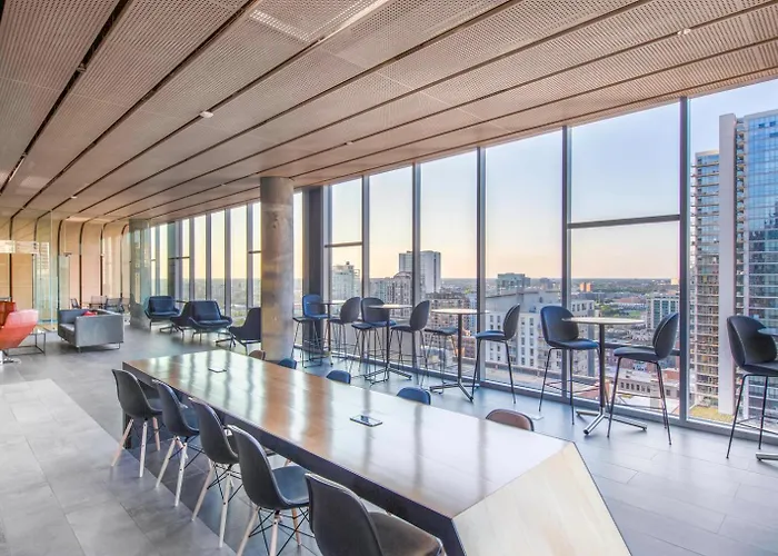 Apartment River North 1br W Gym Pool Roof Nr Riverwalk Chi-819 Chicago