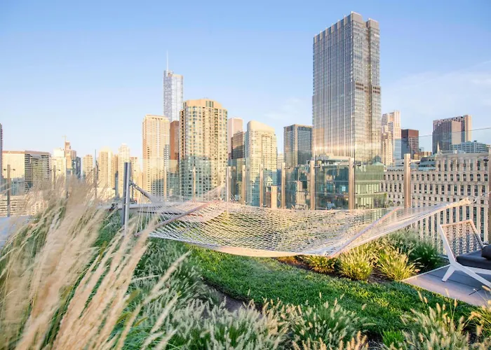 River North 1br W Gym Pool Roof Nr Riverwalk Chi-819 Apartment